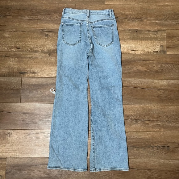 S.O.N.G HIGH RISE STREET JEANS 💙 - Picture 4 of 5